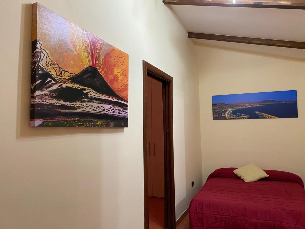 Home In Love: Vicoletto Dei Presepi Neapel Exterior foto