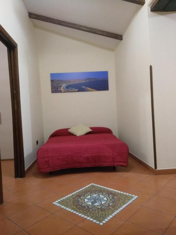 Home In Love: Vicoletto Dei Presepi Neapel Exterior foto
