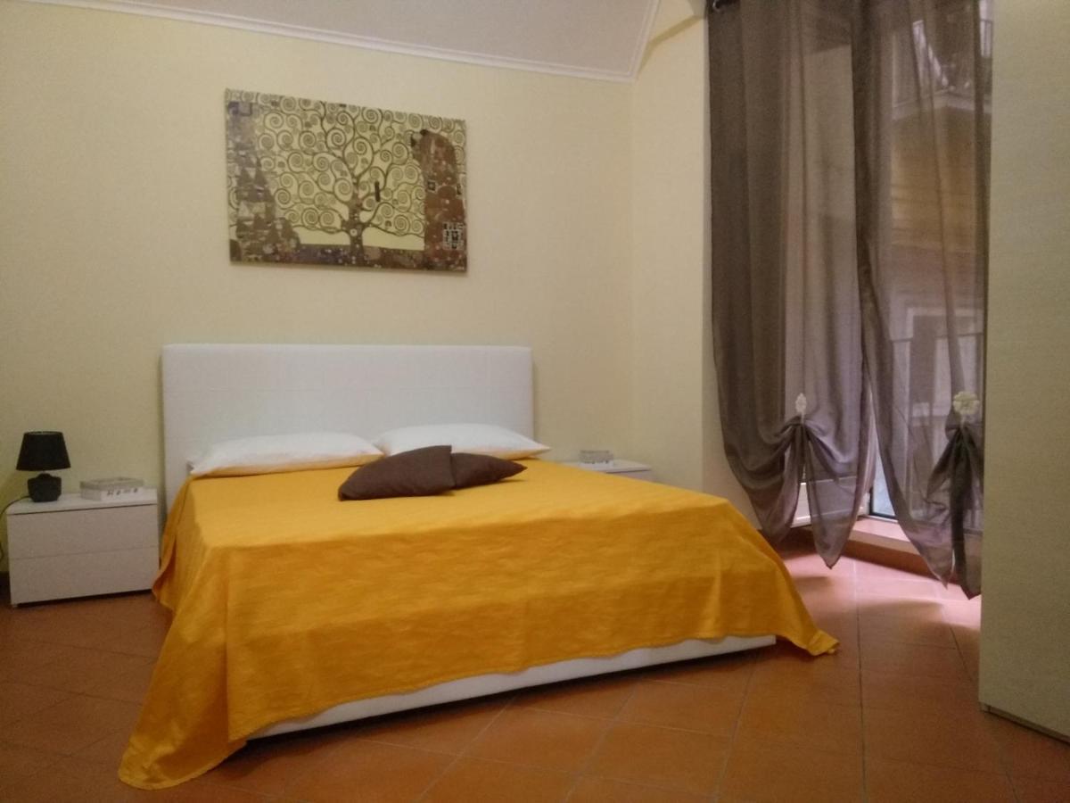 Home In Love: Vicoletto Dei Presepi Neapel Exterior foto